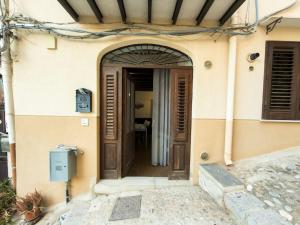 Ampio Bilocale in Centro Storico - Vico Parroco