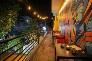 Cayzen Backpackers Hostel Perungudi