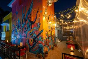 Cayzen Backpackers Hostel Perungudi
