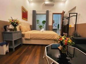 Aura Nest Old Quarter