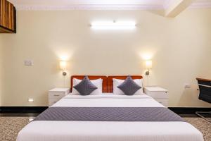 Hotel Eminence Stay Near LV EYE Hospital Banjara Hills