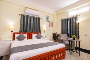 Hotel Eminence Stay Near LV EYE Hospital Banjara Hills