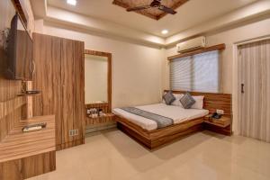 Hotel Saideep Villas, Shirdi