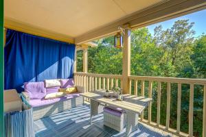 Lake Lure Mtn Getaway w Private Balcony