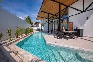 Huge 22m Private Oxygen Pool Sunset Garden 9 Villa Rawai