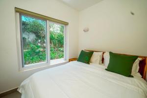 Elegant African Inspired 2BR Apartment - Fumba Town