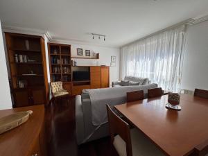 Alisal Home 3 habitaciones con plaza de garaje