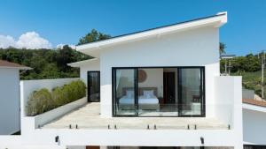 4BR Seaview Pool Villa - 500m to Cheongmon beach