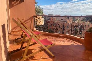 Sunny terrace & comfy beds in Marrakech