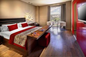 Superior Double Room with View room in Olivia Plaza Hotel