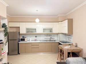 Golden Urban Apartment By Tirana Golden Stay