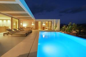 Villa Gara exclusive luxury villa with heated pool