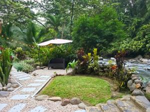Arenal Keljá Villa ChúChú-Jacuzzi-Couples-EcoTrail