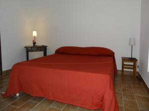 Apartment in Montefortino with Pool