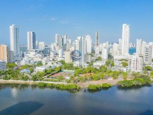 Apartamento Cielo Azul Vista Laguna y Mar - Piso 21