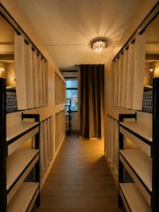 Holy Hostel Sathorn