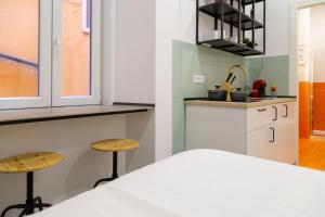 Lovely and tiny Pied-à-terre in the City center