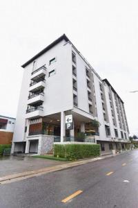 Leevana Hotel