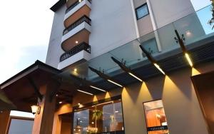 Leevana Hotel