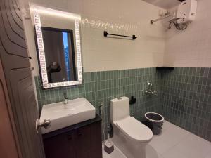 Chippy Residency Hotel ECR