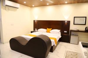 Grand Rovinka Hotel