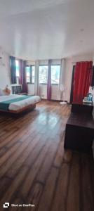 Tripli Hotels M & Resort