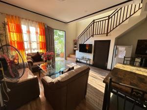 Elegant Townhouse Haven Cleopatra