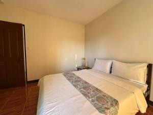 Elegant Townhouse Haven Cleopatra
