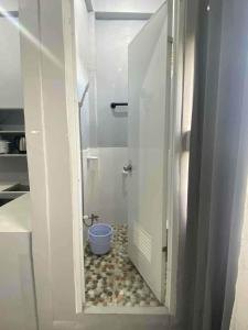 Studio room at Paseo San Ramon #303