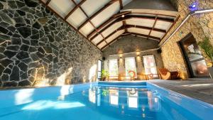 MAŁE ALPY & SPA z Basenem - Górski Slow Resort dla Rodzin i Par - Relaxation for Parents, Fun for Kids