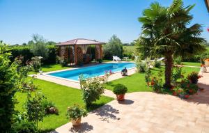 Charming villa in Umag with private pool