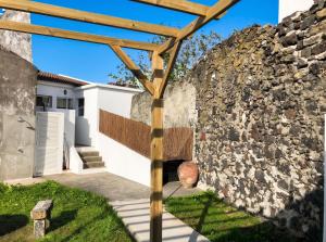 Comfortable House in Ribeira Grande, Pleasant Garden