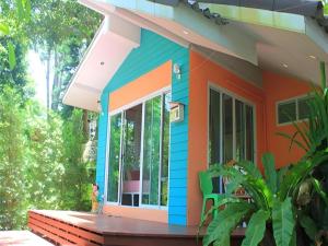 Baan Fahsai Resort