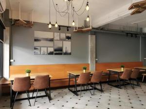 Togayther Hostel Bangkok (Silom)