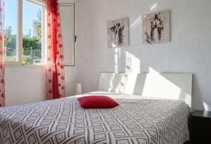 Charming Apartment in Alcamo - 50 m² - Balcony and Parking