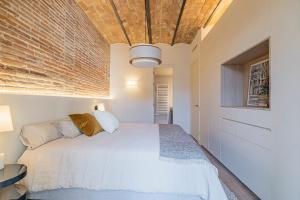 Epimeno Istva Suite