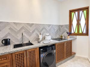 Medina Stay Jossafat - Top Floor Apartment
