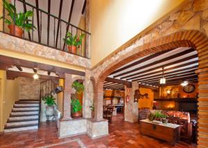 Spacious villa with pool in Priego de Córdoba - 350 m²