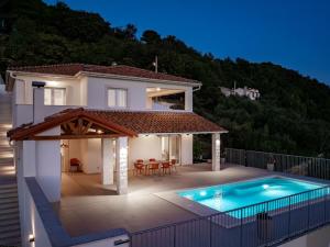 NEW! Villa Rabella - Luxury Oasis, Island Rab
