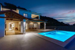 NEW! Villa Rabella - Luxury Oasis, Island Rab