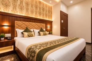 Arvind By Glitz Premium - Near Thane Court