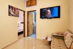 Studio Anfal And Pool