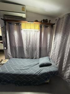 Silver Room Guest House Very Close Bangkok Hospital