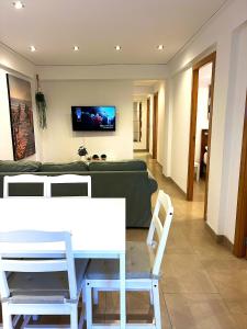 Casa Azahar Benicàssim Bajo con terraza a 9 min de la playa