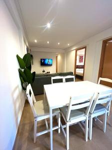 Casa Azahar Benicàssim Bajo con terraza a 9 min de la playa
