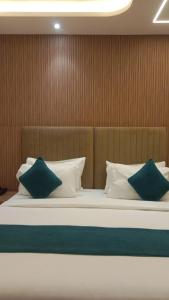 Hotel G K Group Of Hotels By Elysian Near IGI Airport