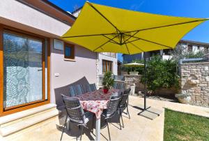 Apartments near Beach Fazana-Fazana (Region) 44732