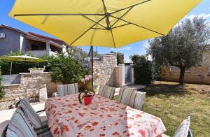 Apartments near Beach Fazana-Fazana (Region) 44732