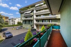 JR Apartment