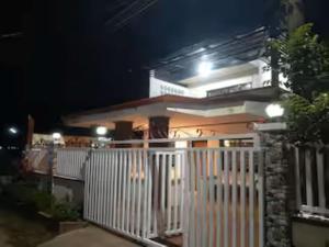 CasaCavite - Your Chill Hideaway and Mini-Resort Just Minutes fromthe Tagaytay-Silang-Nuvali Action!
